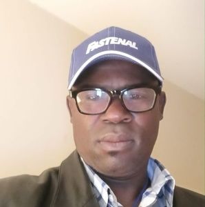 Meet your Posher, Yves